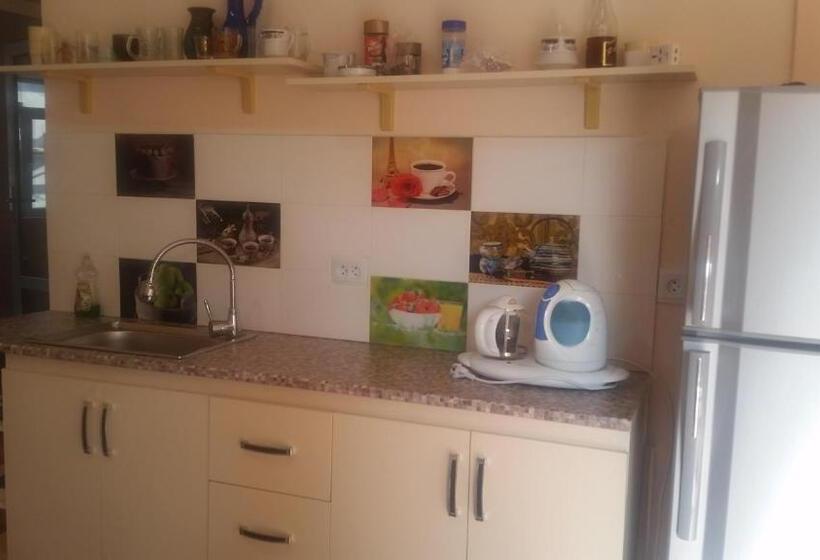 هاستل Guest House Sharq 21
