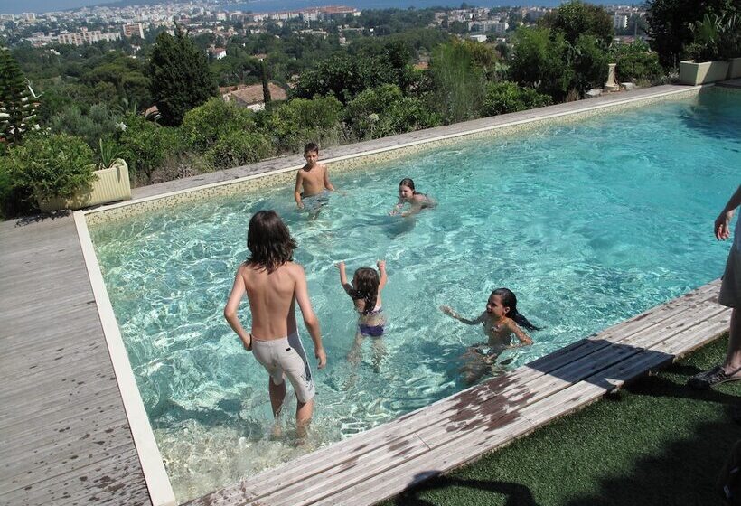تختخواب و صبحانه Chambres D Hotes La Bigarade
