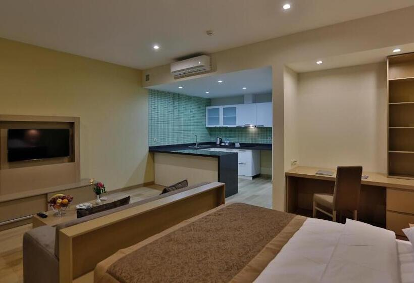 Homebridge Hotel Apartments