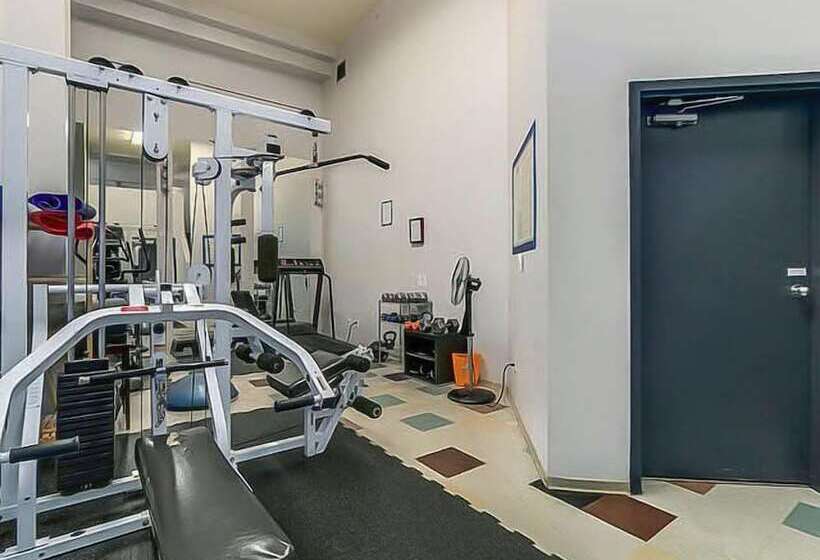 هتل King Suites Downtown Vancouver