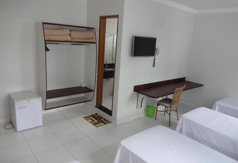 هتل Monte Carlo Uberlândia