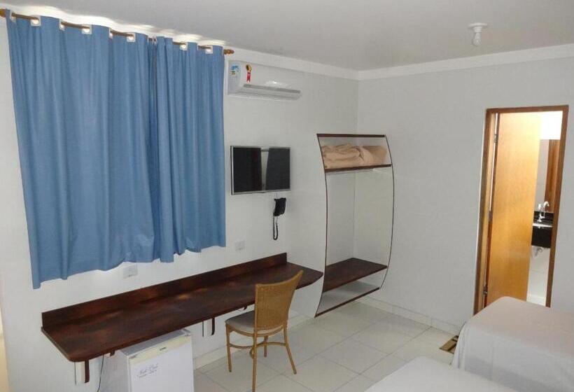 هتل Monte Carlo Uberlândia
