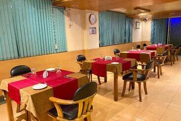 هتل Quality Inn Dhaka
