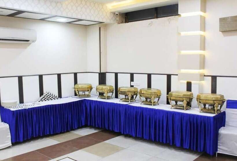 Fotos del hotel R K Palace:  37