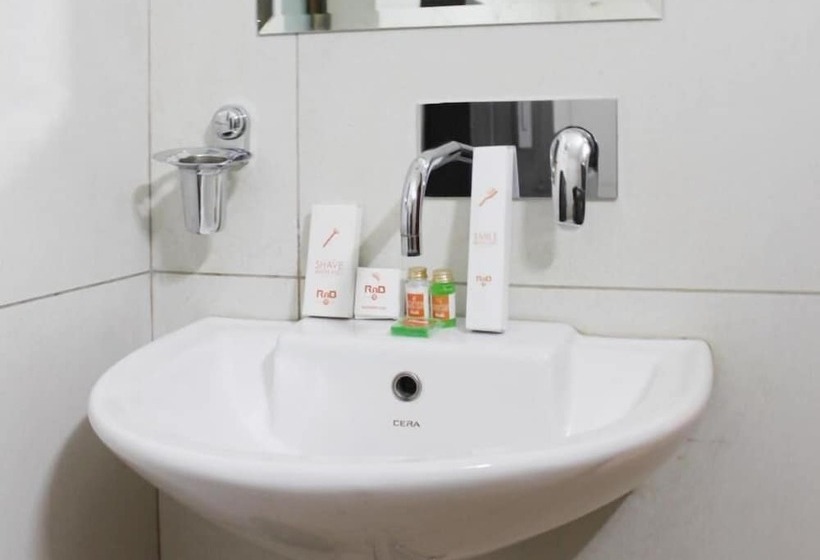 Fotos del hotel R K Palace:  14