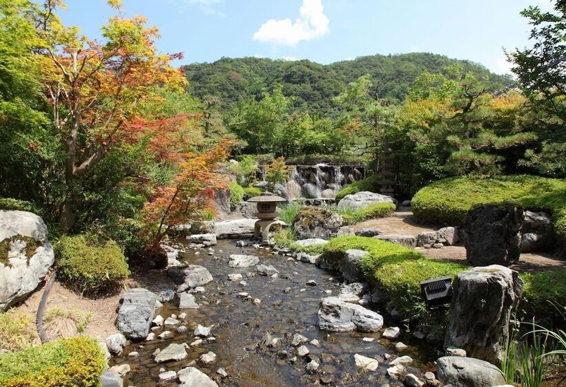هتل Misasa Onsen Misasakan