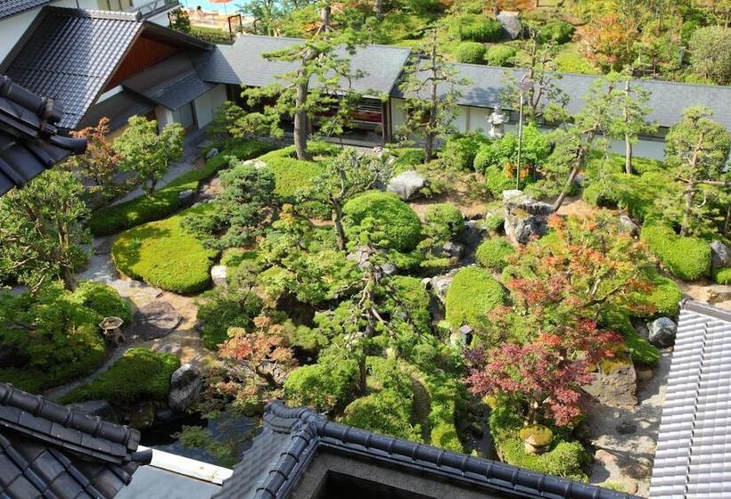 هتل Misasa Onsen Misasakan