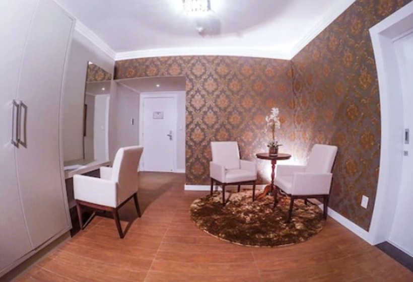 בית מלון כפרי Seville Park