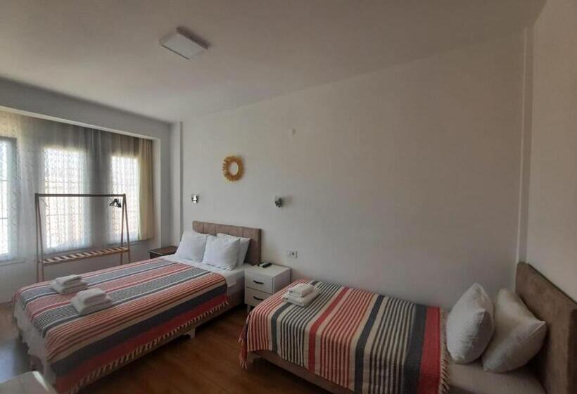 تختخواب و صبحانه Adil Otel
