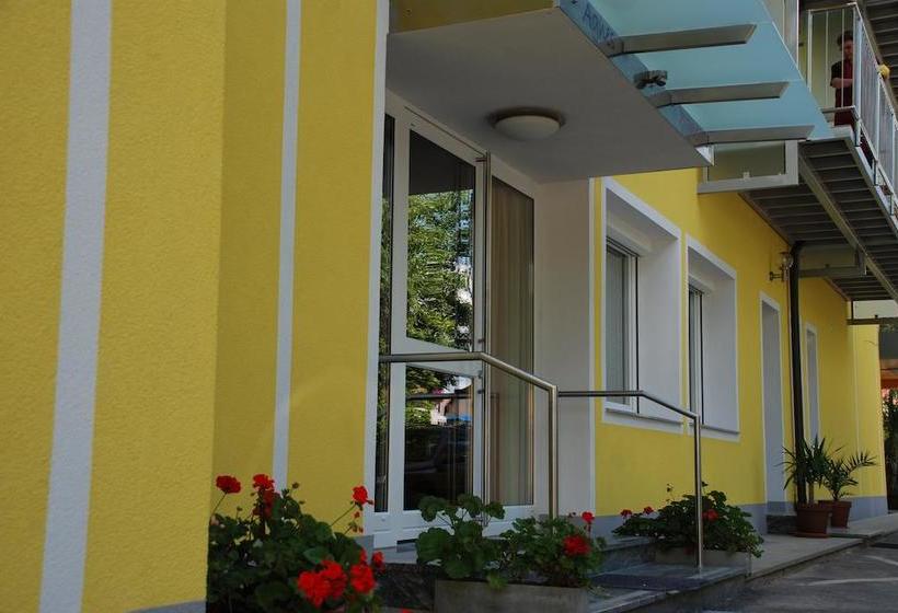 تختخواب و صبحانه Pension Agnes