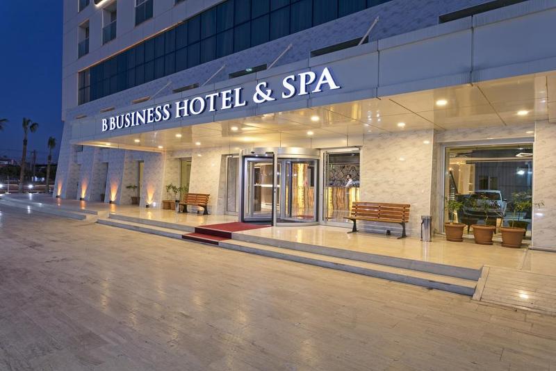 Fotos del hotel B Business Hotel & Spa:  2