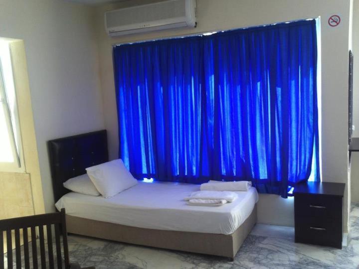 هتل Blu