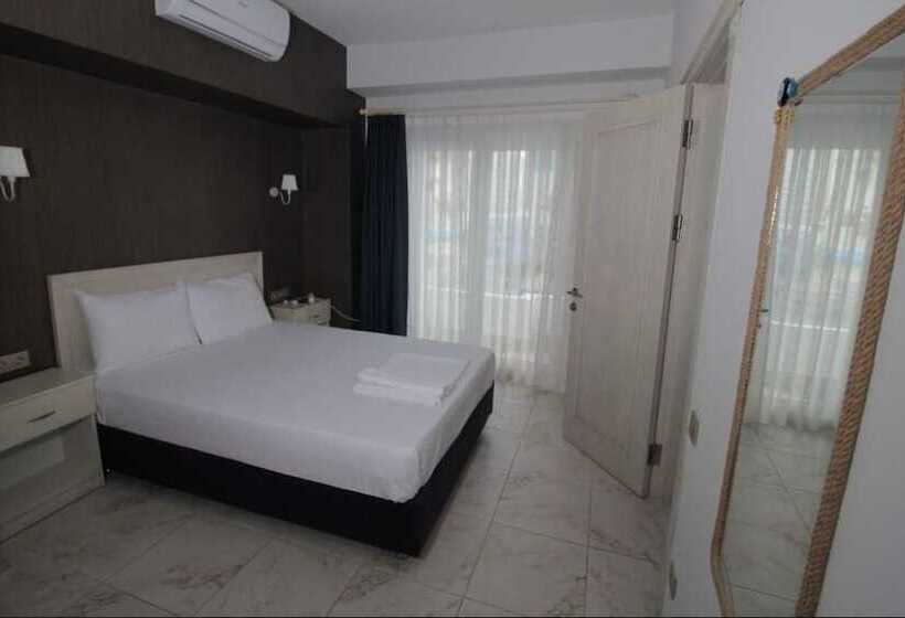 هتل Costa Marina