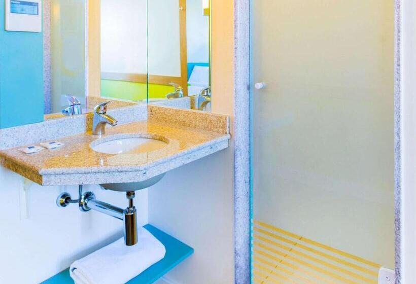 ホテル Ibis Budget Jundiai Shopping