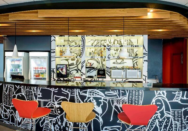 هتل Ibis Fortaleza Centro De Eventos