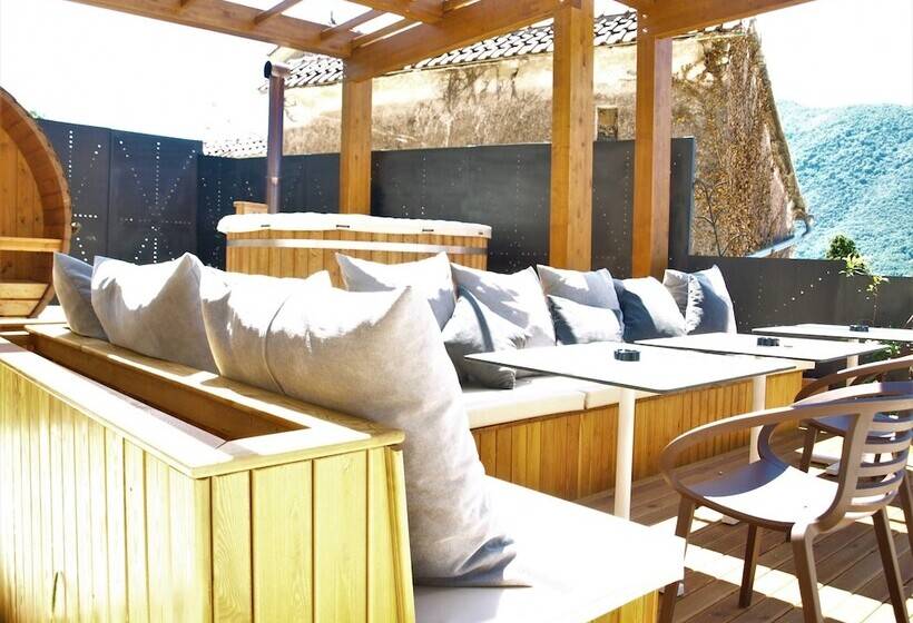 هتل Monte Bay Retreat  Adult Only