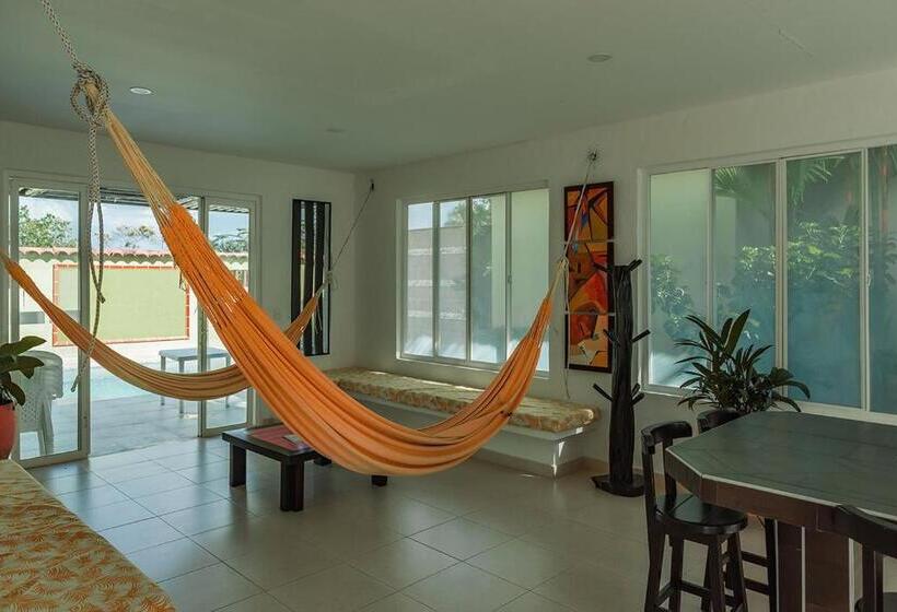 هتل Paloverde Villas Campestres