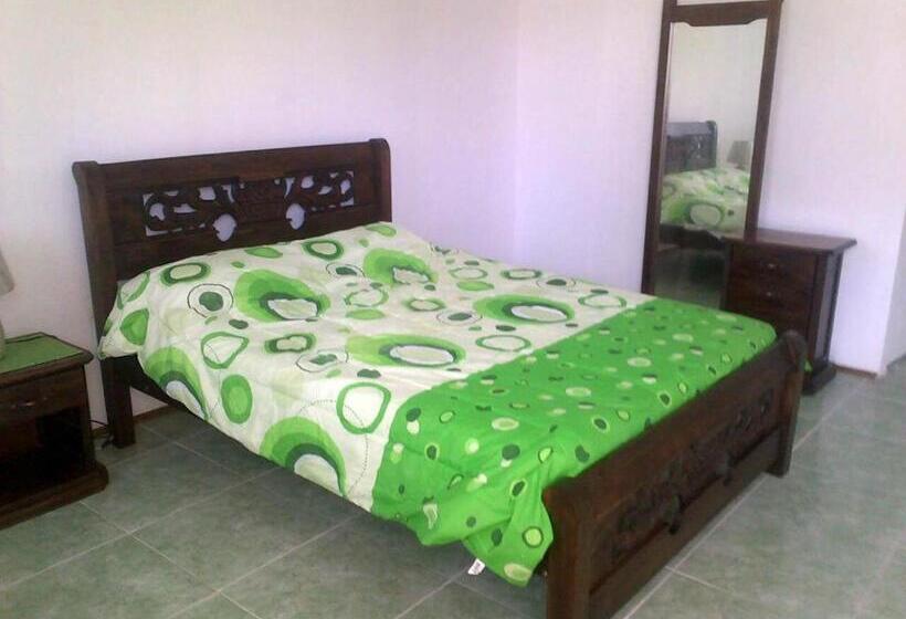 هتل Posada Donde Pilo Avila