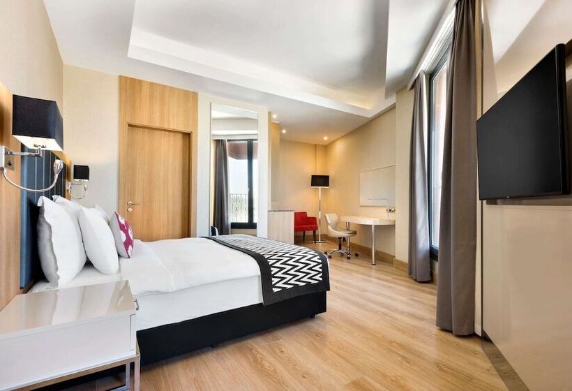 בית מלון כפרי Ramada Encore By Wyndham Eskisehir