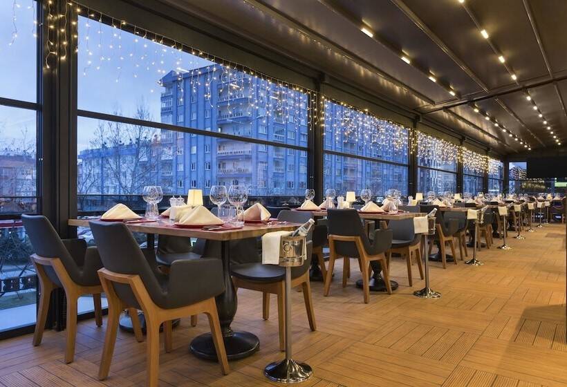 בית מלון כפרי Ramada Encore By Wyndham Eskisehir