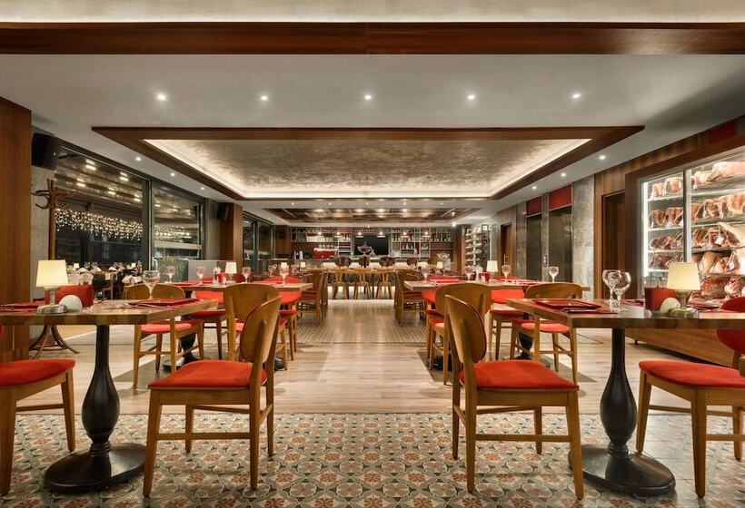 בית מלון כפרי Ramada Encore By Wyndham Eskisehir