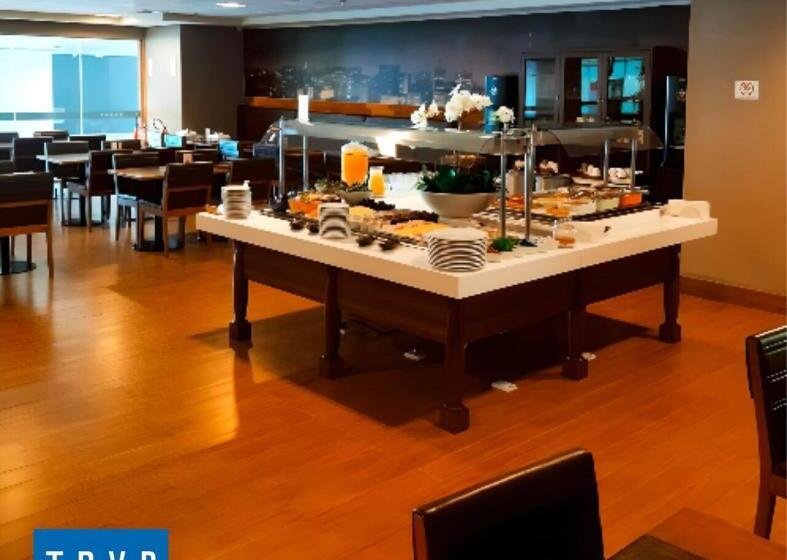 Tryp By Wyndham São Paulo Airport   Hotel De Transito Terminal 3  Lado Ar   área Restrita á Passagei