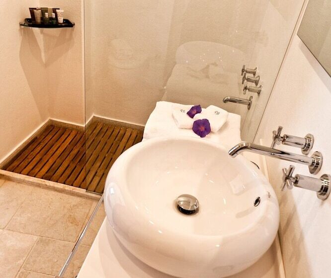 هتل Villa Mahal   Adults Only