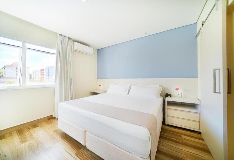 ホテル Vinhedo Plaza