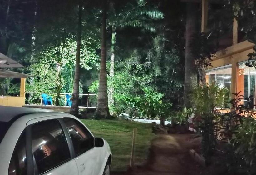 住宿加早餐  Pousada Serraninhos