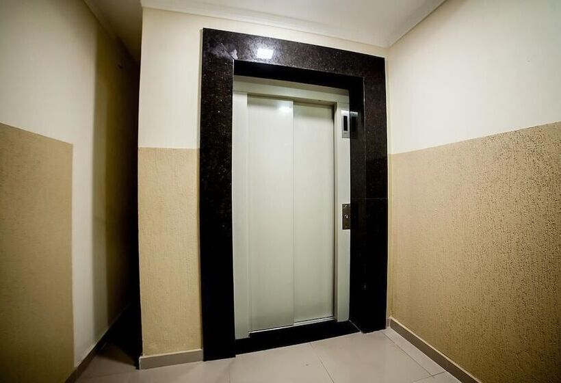 فندق Apoema