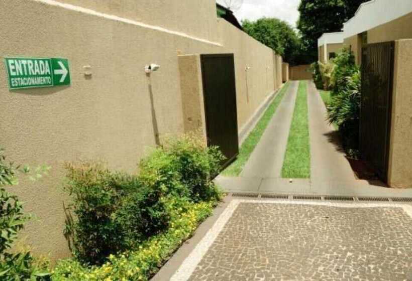 فندق Garden