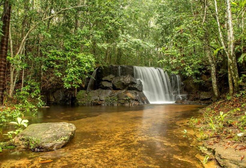 ホテル New Center