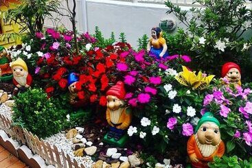 هتل Pousada Cantinho Das Flores