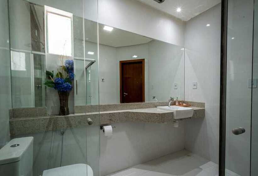 W4 Hotel