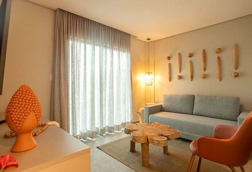 هتل àrvo Boutique