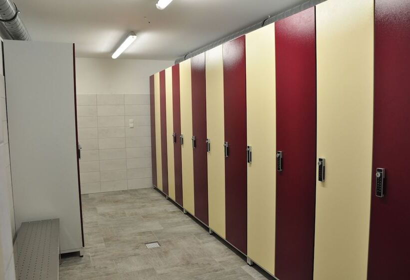 هتل Appartement Schattauer