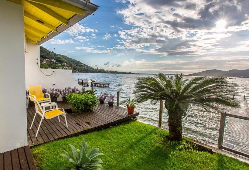 تختخواب و صبحانه Girassóis Da Lagoa  Guesthouse