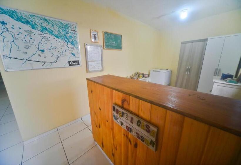 Casa Do Professor Hostel