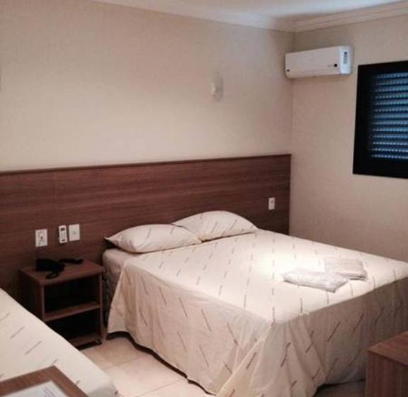 ホテル Itupeva Plaza