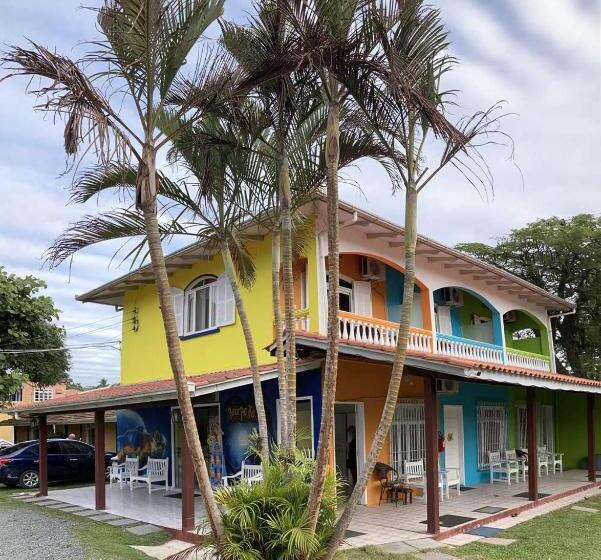 هتل Pousada Marinamarela