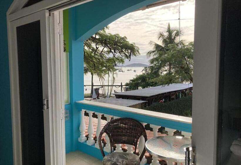 هتل Pousada Marinamarela