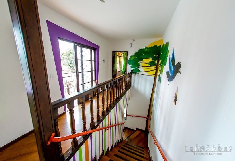 هاستل Jardim Botânico House