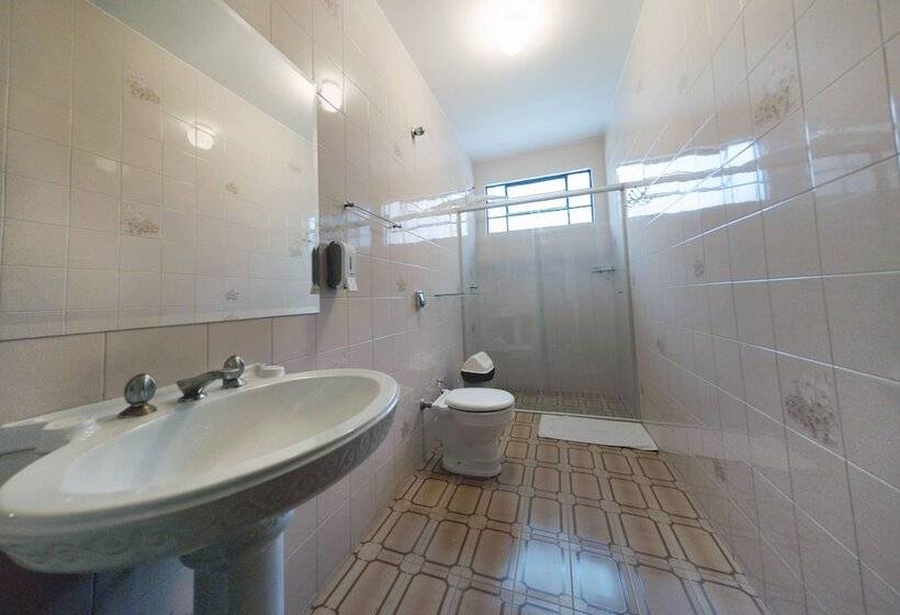 هاستل Jardim Botânico House