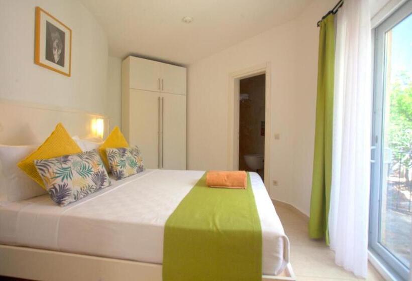 Mekvin Hotels Deniz Feneri Lighthouse