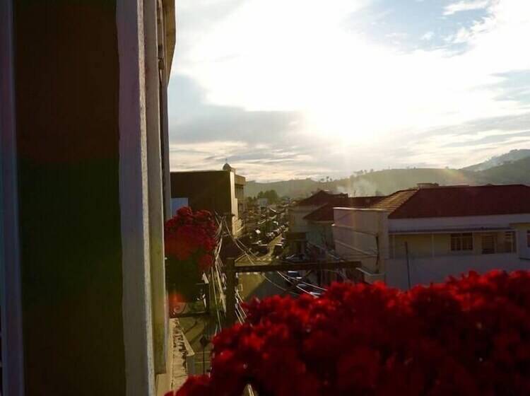 فندق Oriente