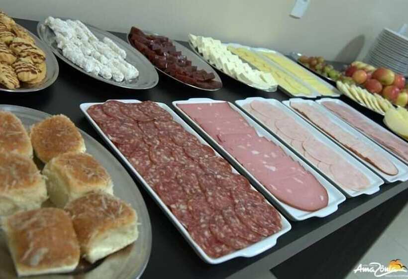 فندق Portal Da Amazonia