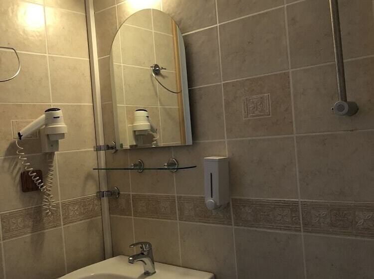 تختخواب و صبحانه Armoni Hotel Datca