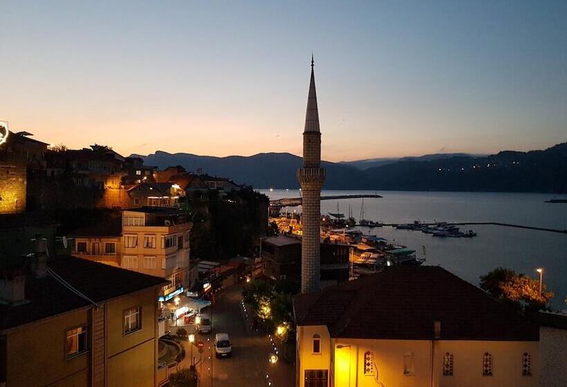 تختخواب و صبحانه Karadeniz Pansiyon