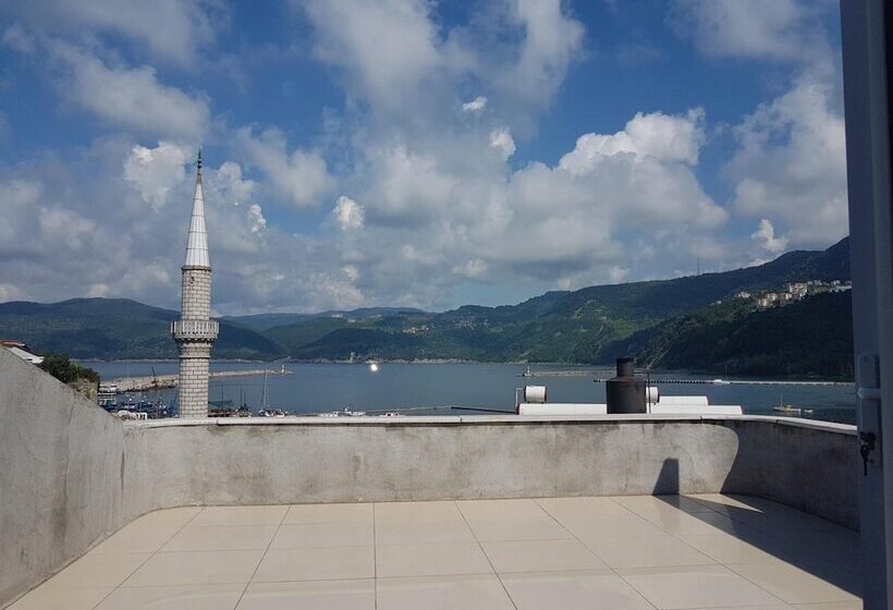 تختخواب و صبحانه Karadeniz Pansiyon