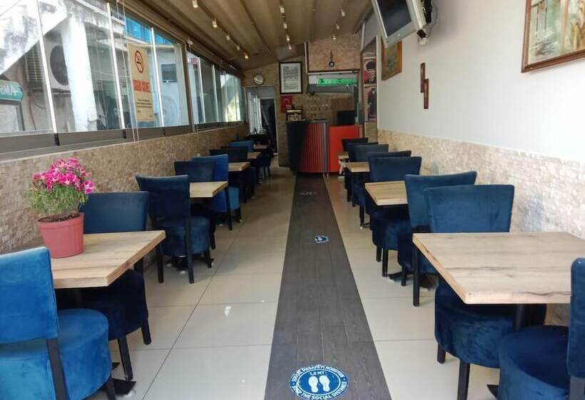 تختخواب و صبحانه Karya